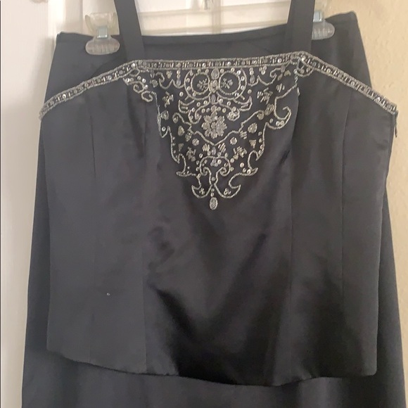 2 piece dress - Picture 2 of 3